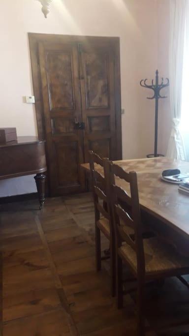 Magnifique Maison De Maitre Du 18E Avec Jardin Люс-Сен-Совёр Экстерьер фото